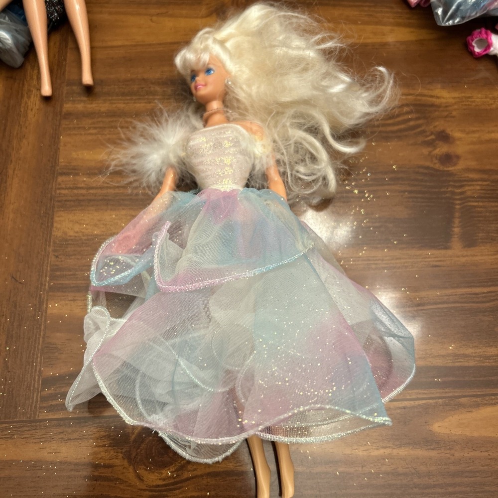 New 1996 Angel Princess Barbie 15911 Angel Wings Ring To Make‎ Her Fly Vintage